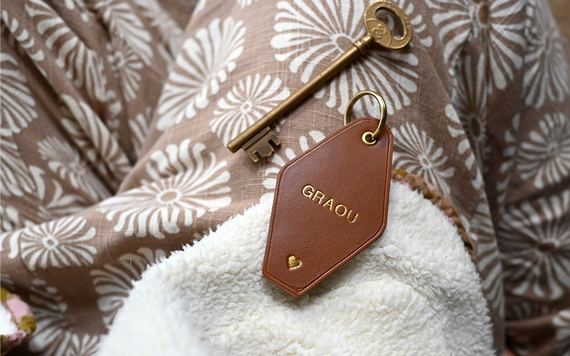 porte-clefs en cuir en forme de motel américain